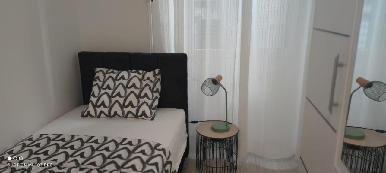 Apartman R&R,3 Room Apartman In The Center Szybenik Zewnętrze zdjęcie